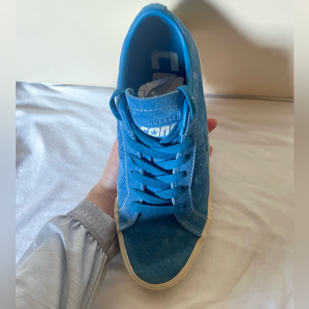 Blue low rise Converse💙